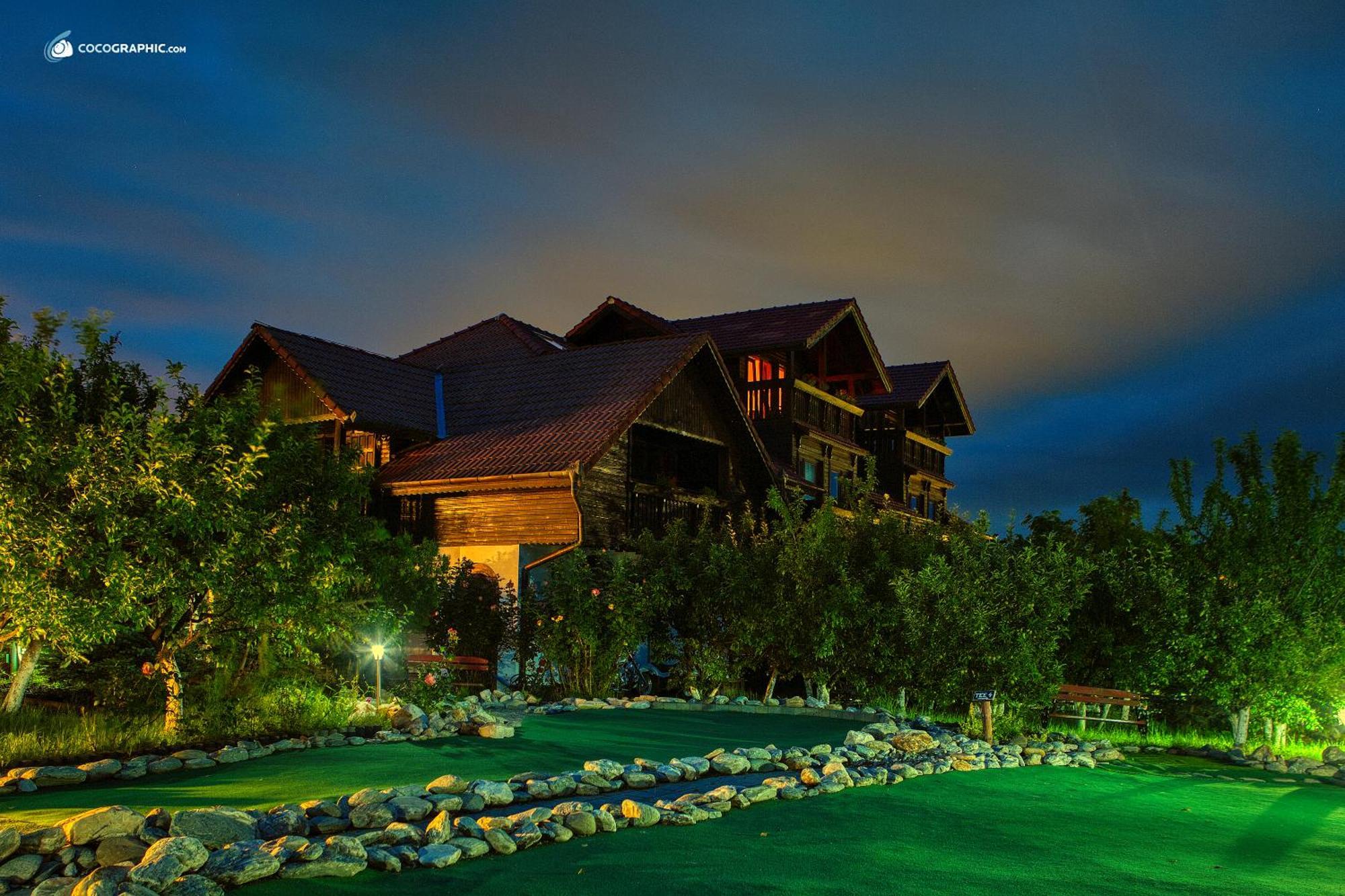 Pensiunea Apfelhaus ชิสนาดิวารา ภายนอก รูปภาพ